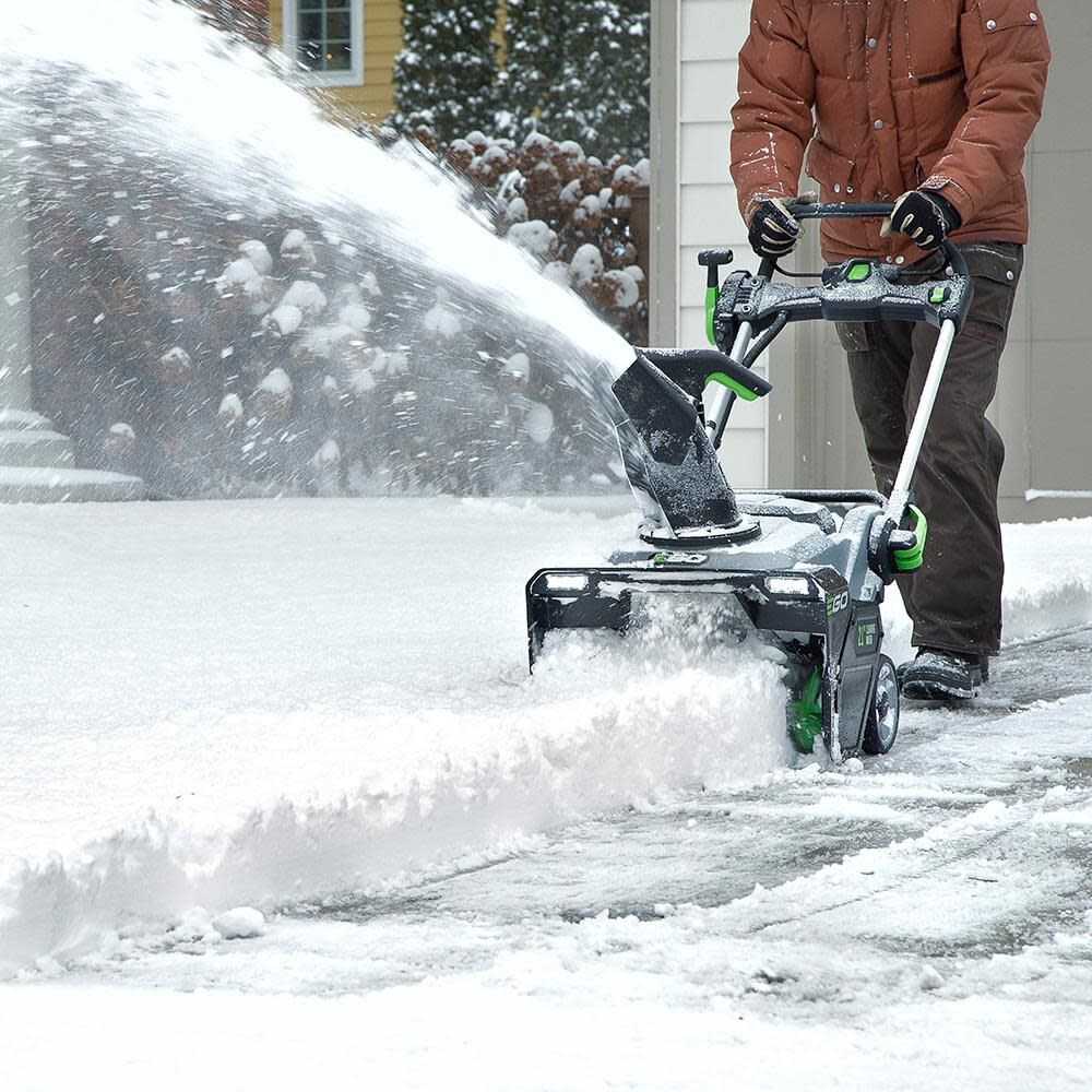 EGO POWER+ Snow Blower 21″ Dual Power Steel Auger with Two 5.0Ah Batteries - YardForce Supply