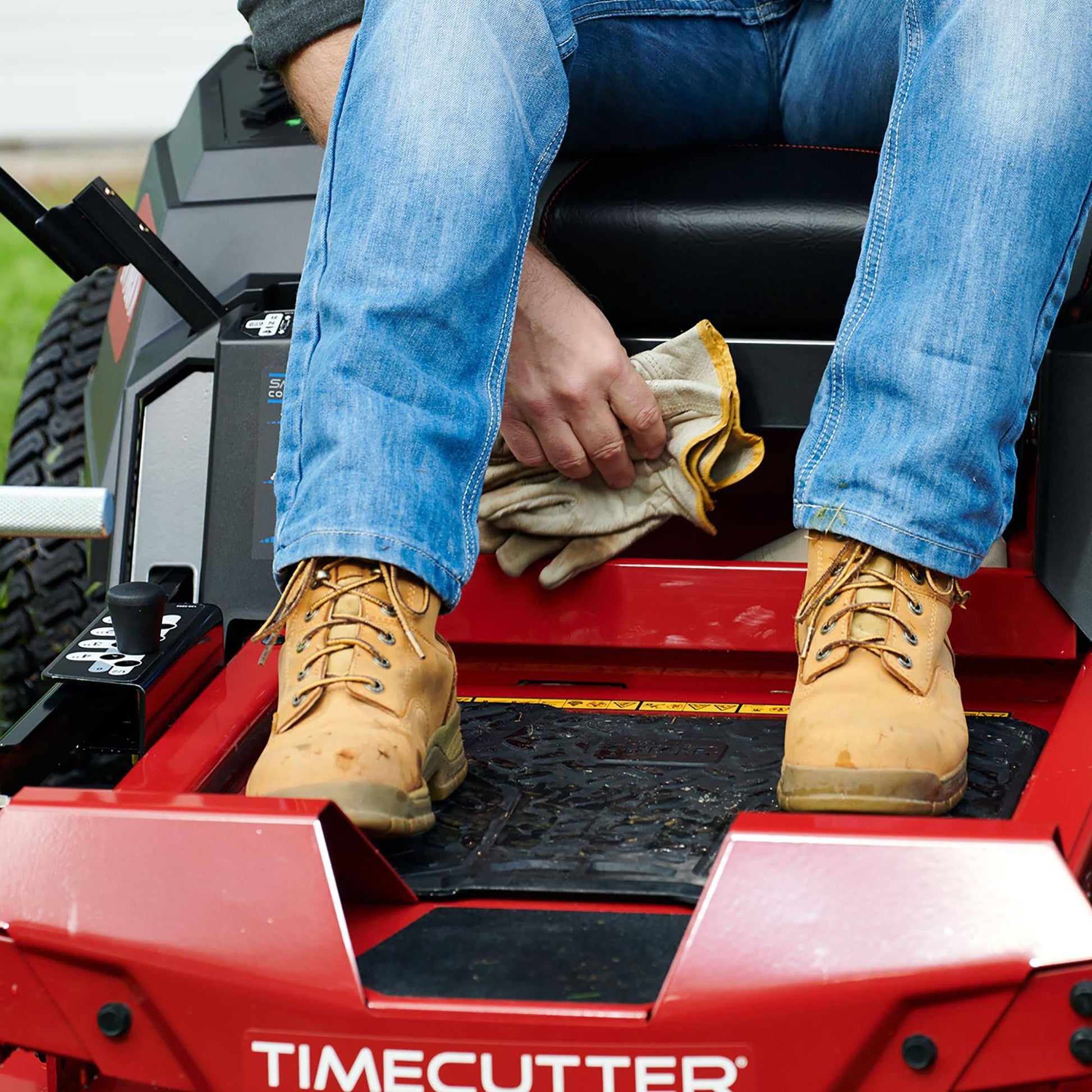Toro 42 in Timecutter Zero Turn Mower - YardForce Supply